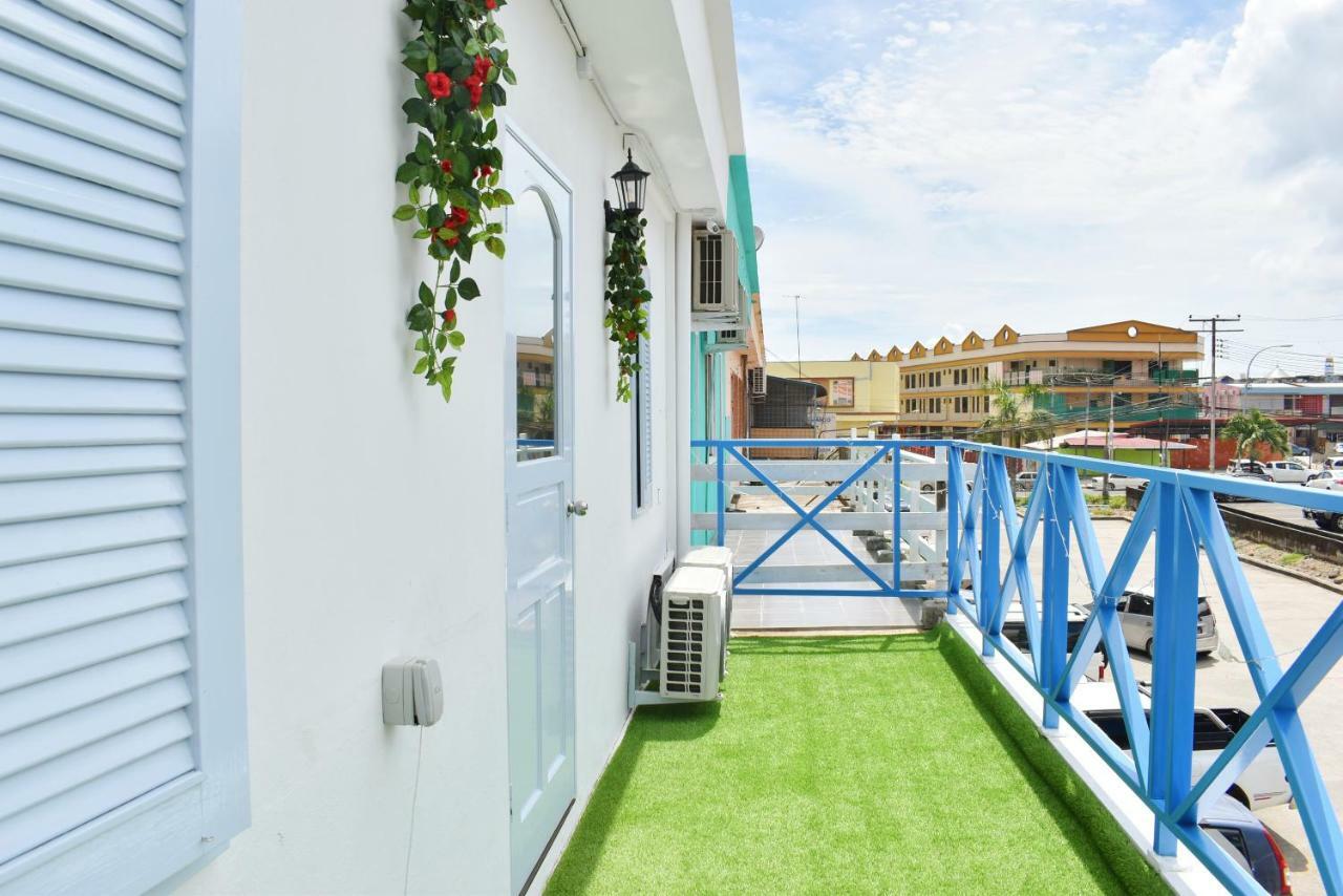 Ocean House Hostel Семпорна Екстериор снимка