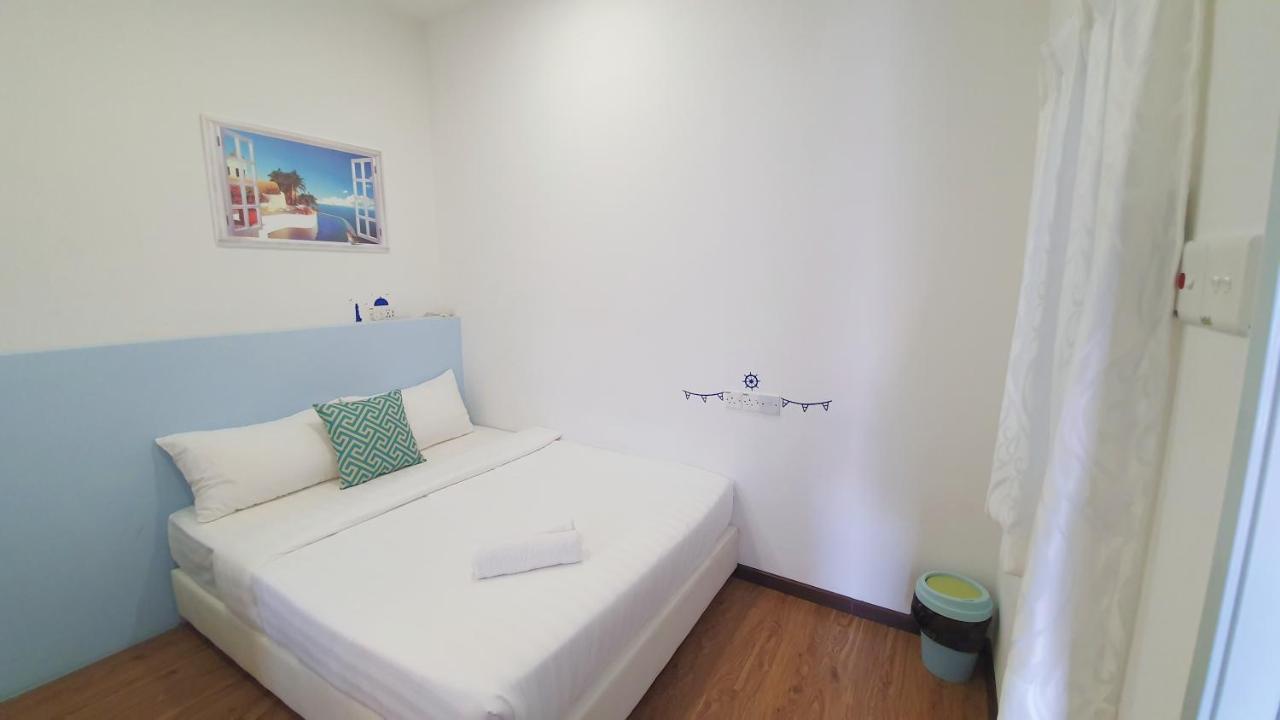 Ocean House Hostel Семпорна Екстериор снимка